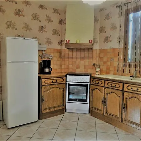 Chalet Les Pins - Lesgitesdeshautsdevialot En Perigord *