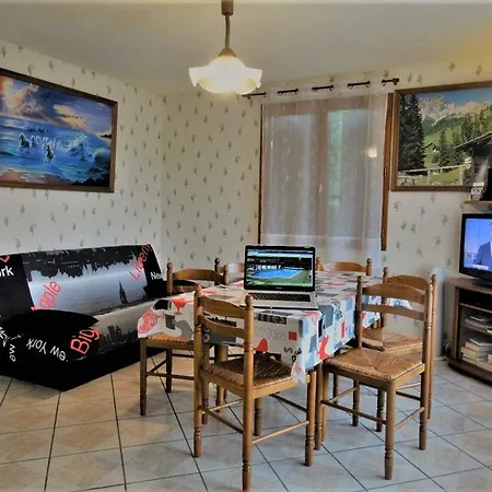 Les Pins - Lesgitesdeshautsdevialot En Perigord Auriac-du-Périgord